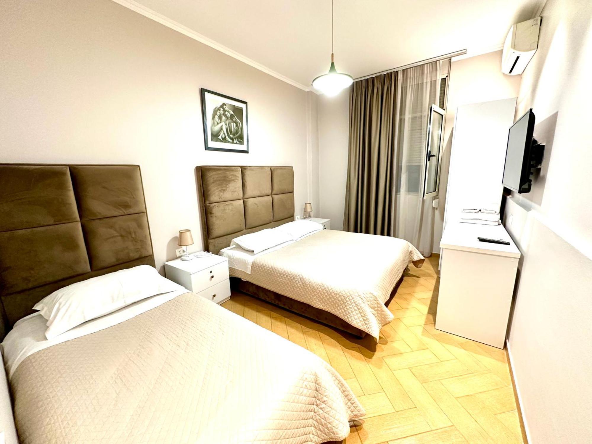 Hotel Nobel Center Tirana Exterior photo